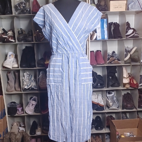 Universal Thread Dresses & Skirts - Universal Thread Light Blue and White Striped Midi Dress